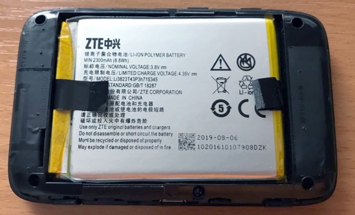 ZTE MF910 9 thumb Замена аккумулятора в 4G роутере ZTE MF910 (Мегафон MR150 2)